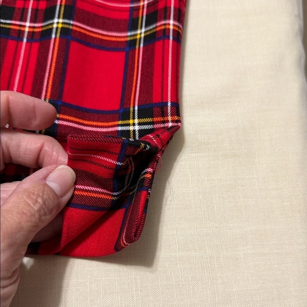 Nygard Luxe Slims Ankle Red & Black Plaid Pull On Pants Leggings, Size Large.